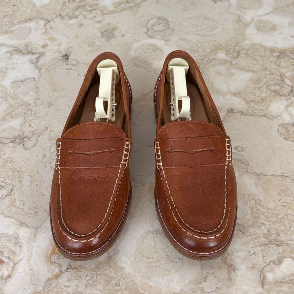 Sperry Seaport Classic Leather Penny Loafers - Picture 4 of 15